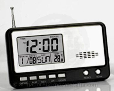 Radio with Calendar and Clock 810