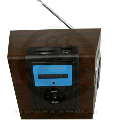 MP3 Speaker with Radio and Multi-Card Reader ID-23