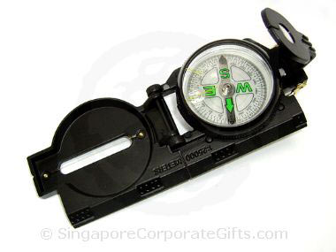 Tracking Compass