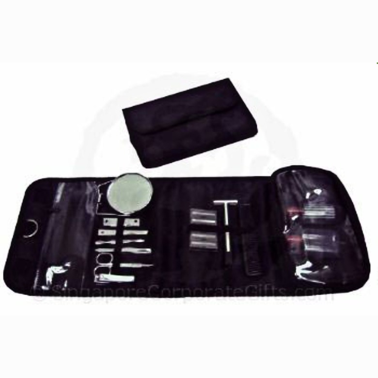 Manicure Set in Toiletry Bag