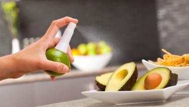 Lime and Lemon Juice Spray